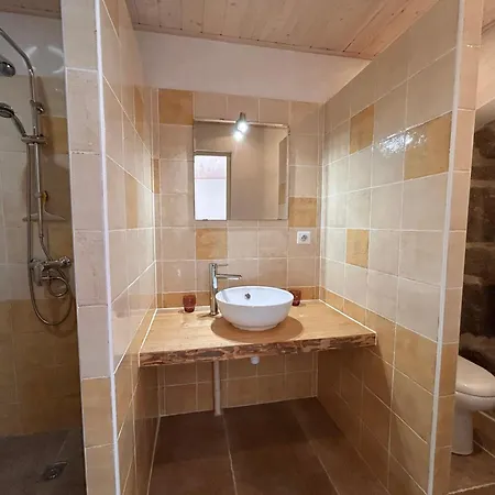 Bed and breakfast Les Terrasses De Montouret Sablieres