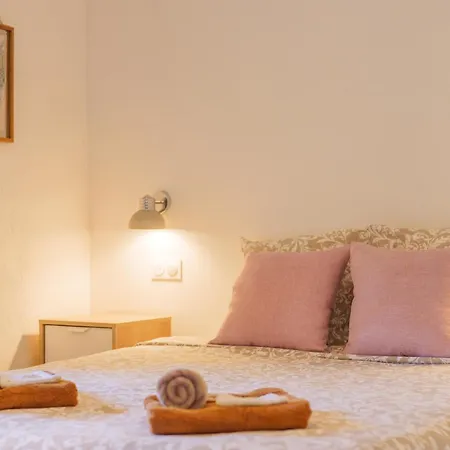Les Terrasses De Montouret Bed and breakfast Sablieres