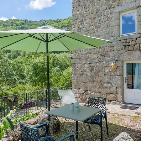 Les Terrasses De Montouret